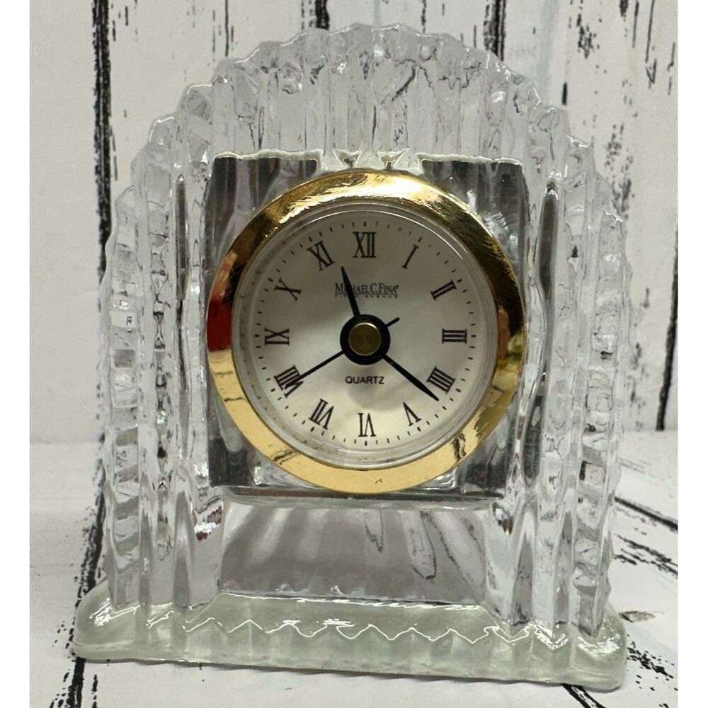 Vintage Michael C Fina 5th Ave. Quartz Battery Desk Clock Hand Cut Crystal 4"